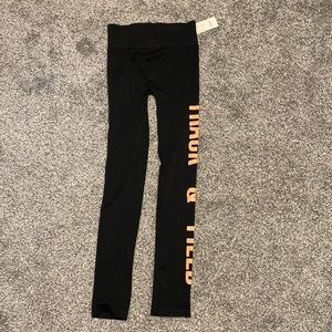 Comfy track leggings!